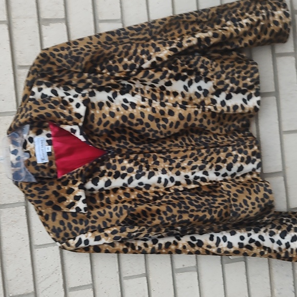 Leopard 🐆🐆 Jacket - Picture 5 of 9